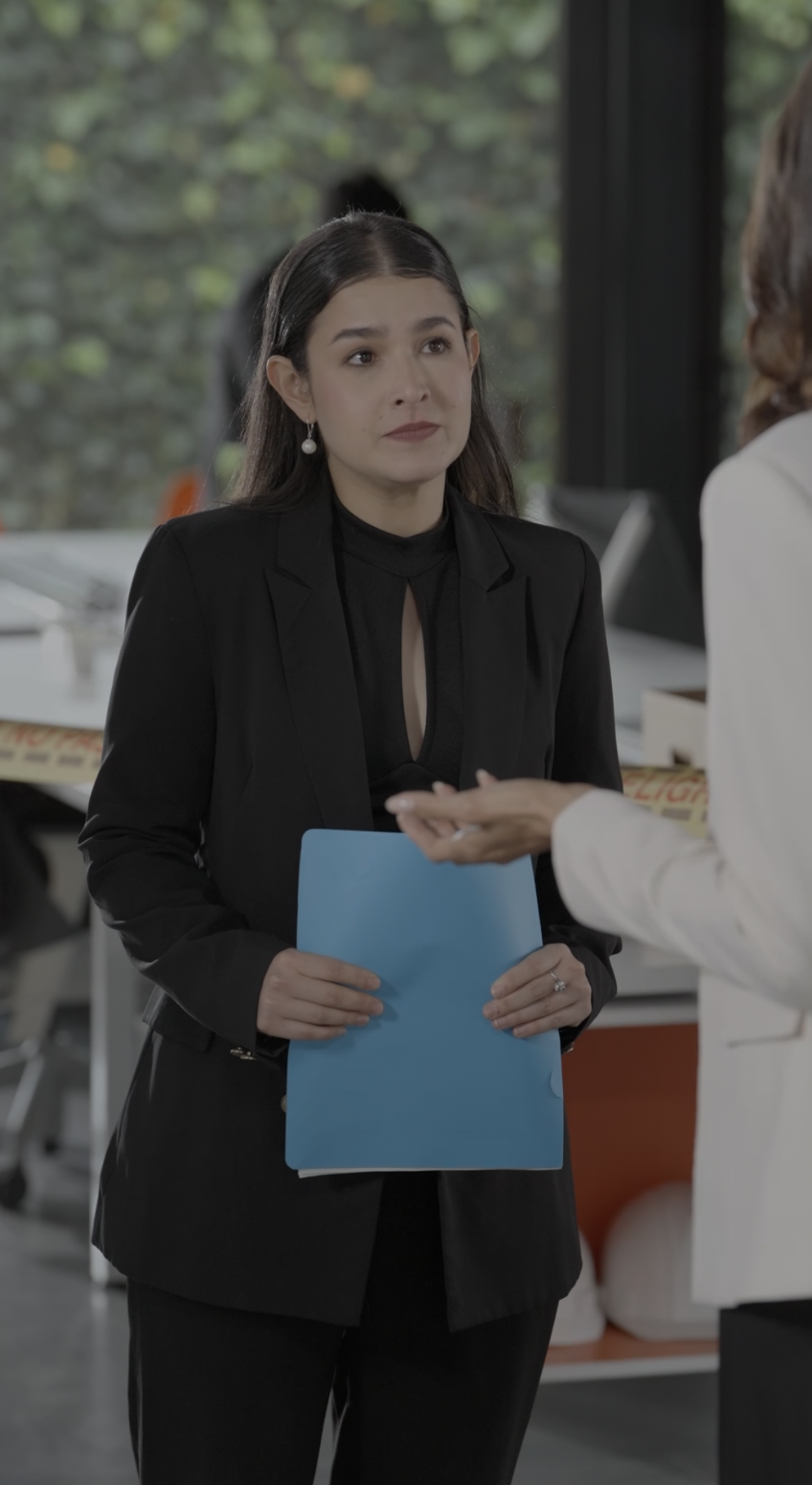 Valeria en una escena de Prometida por una deuda